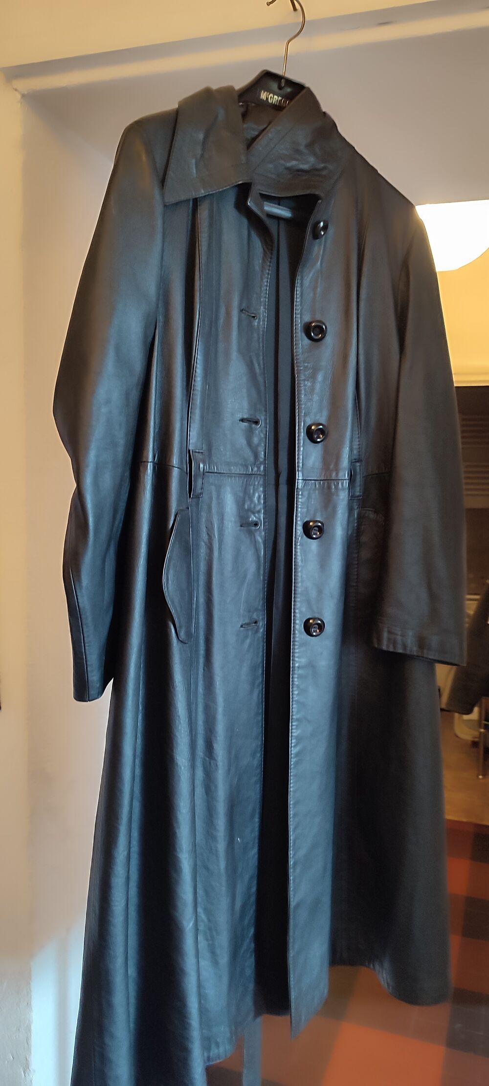 Manteau long tout cuir Vêtements