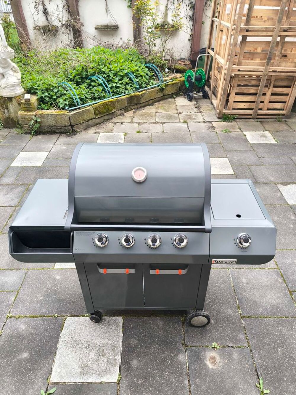 Barbecue &agrave; gaz Jardin