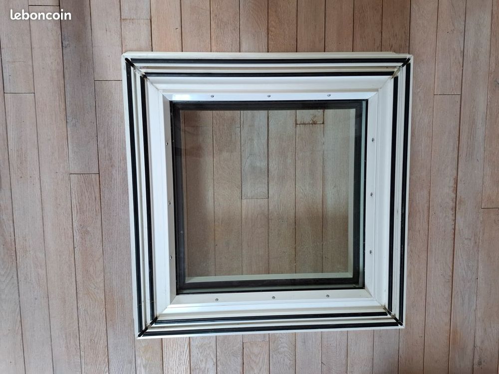 Mod&egrave;le 2 -Fen&ecirc;tre coupole fixe Velux blanche toit plat 60x60 Bricolage