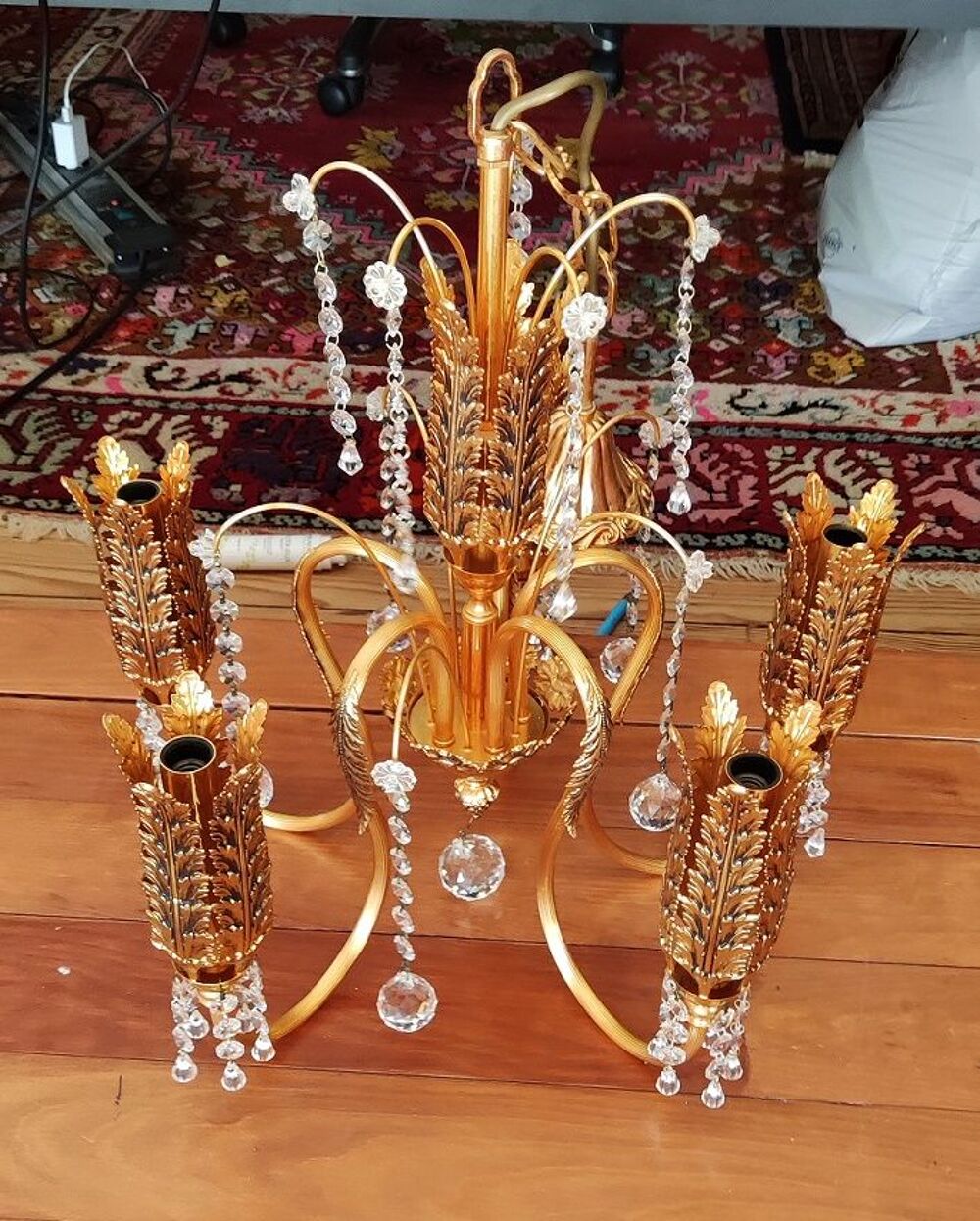  Lustre Dor&eacute; avec pampilles Décoration
