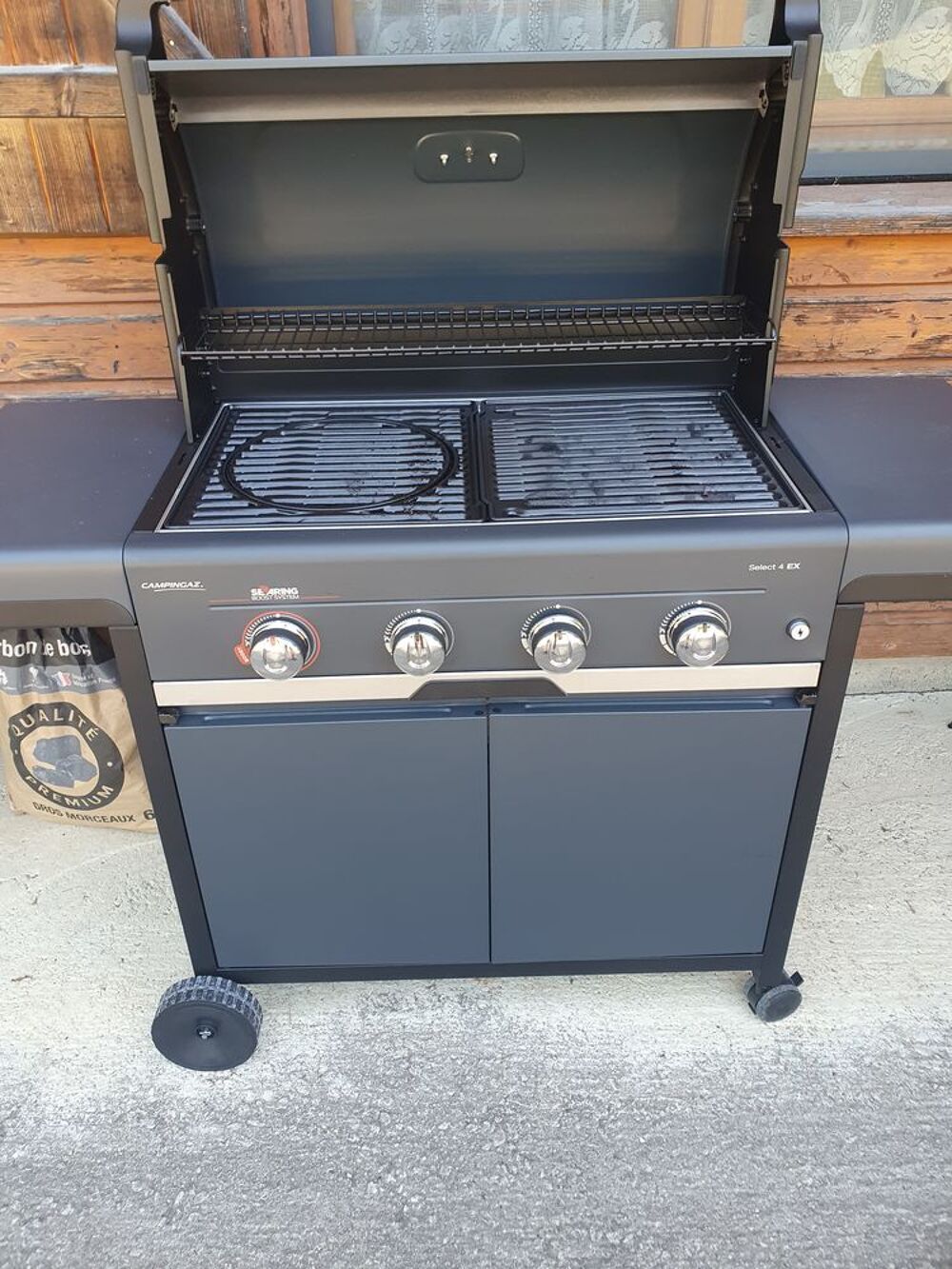 barbecue &eacute;lectrique avec plancha le tout neuf Jardin