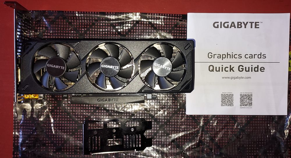 Carte graphique GIGABYTE GeForce RTX 5050 OC Low Profile 8G Matériel informatique