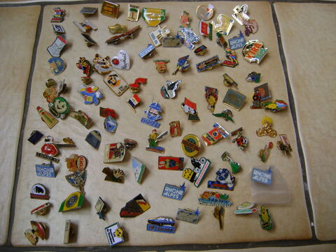 pin's divers 30 Fayet (02)