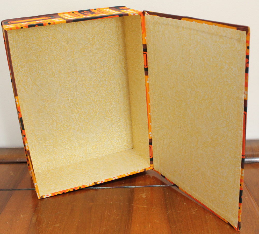 Boite en carton capitonn&eacute;e d&eacute;co vintage 70 Décoration