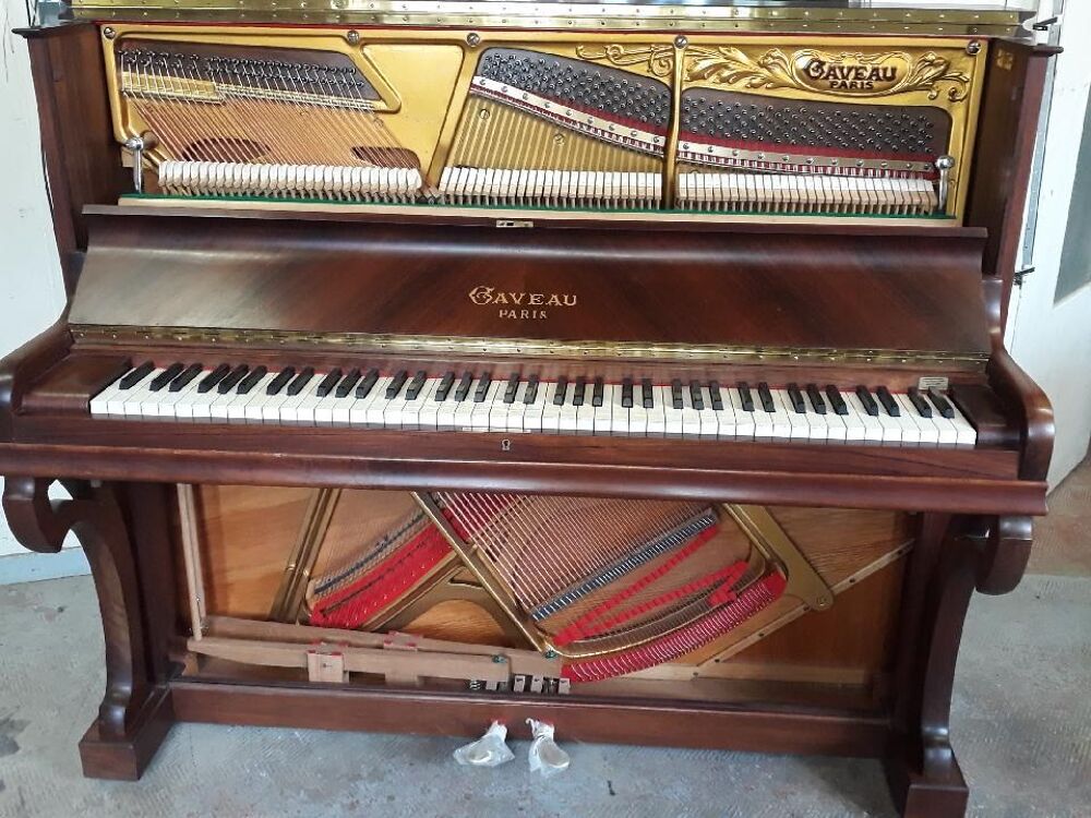 PIANO DROIT GAVEAU 126 Instruments de musique