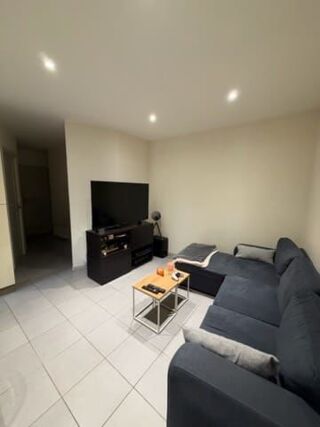  Appartement à louer 2 pièces 40 m²
