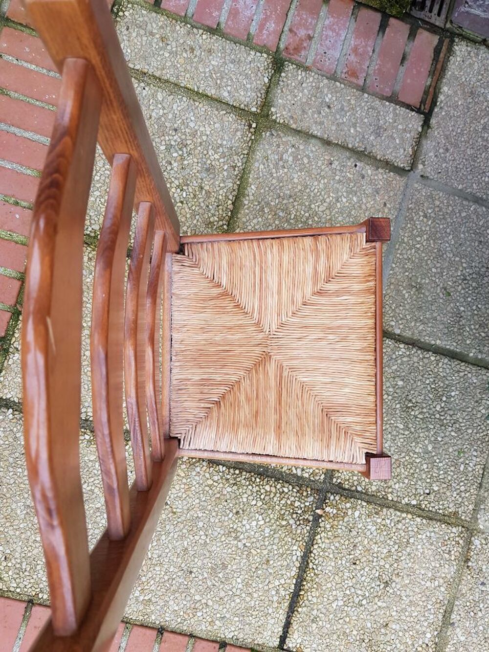 4 chaises haut dosseret Meubles