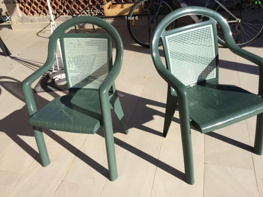  Lot de 4 fauteuils pour terrasse ou jardin en tr&egrave;s bon &eacute;tat Jardin