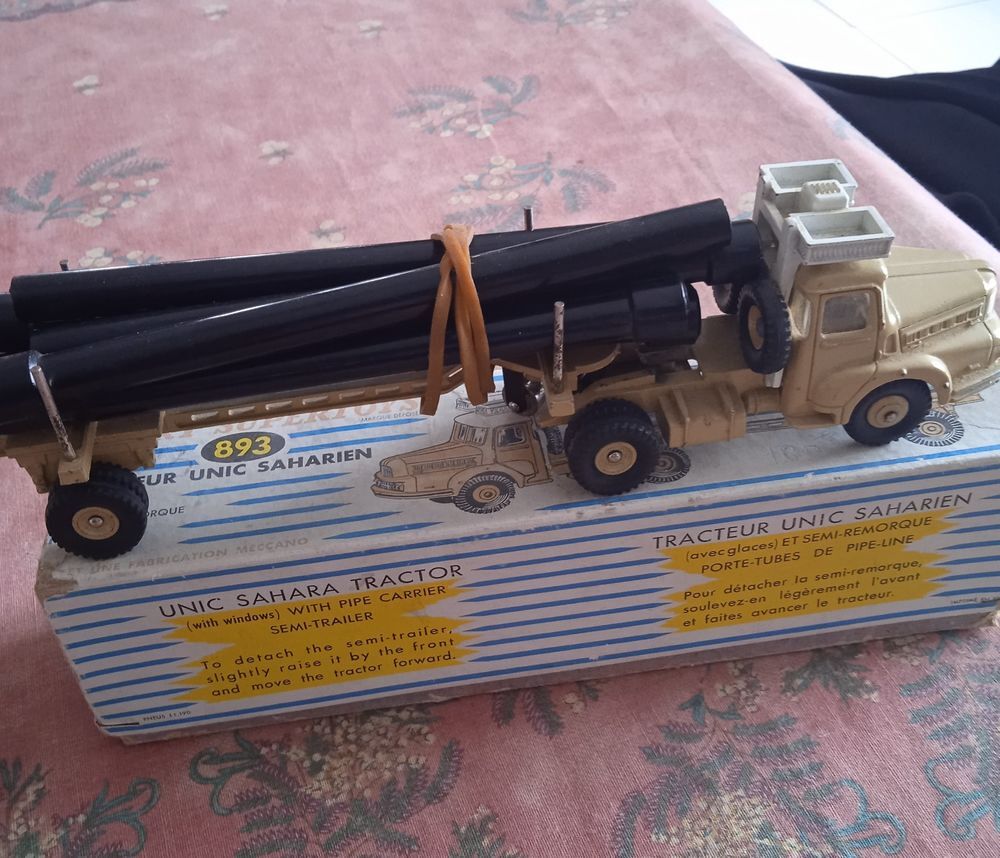 camion dinky 
