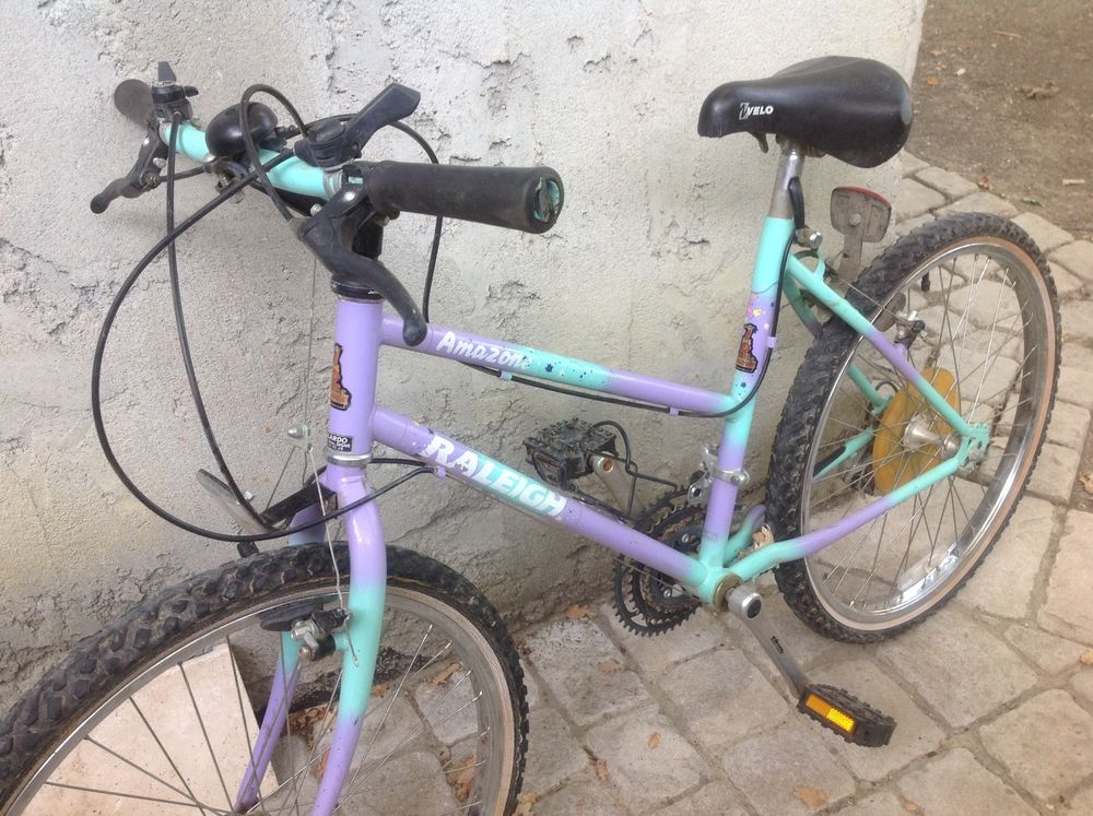 V&eacute;lo pour jeune fille ou petite dame Vélos
