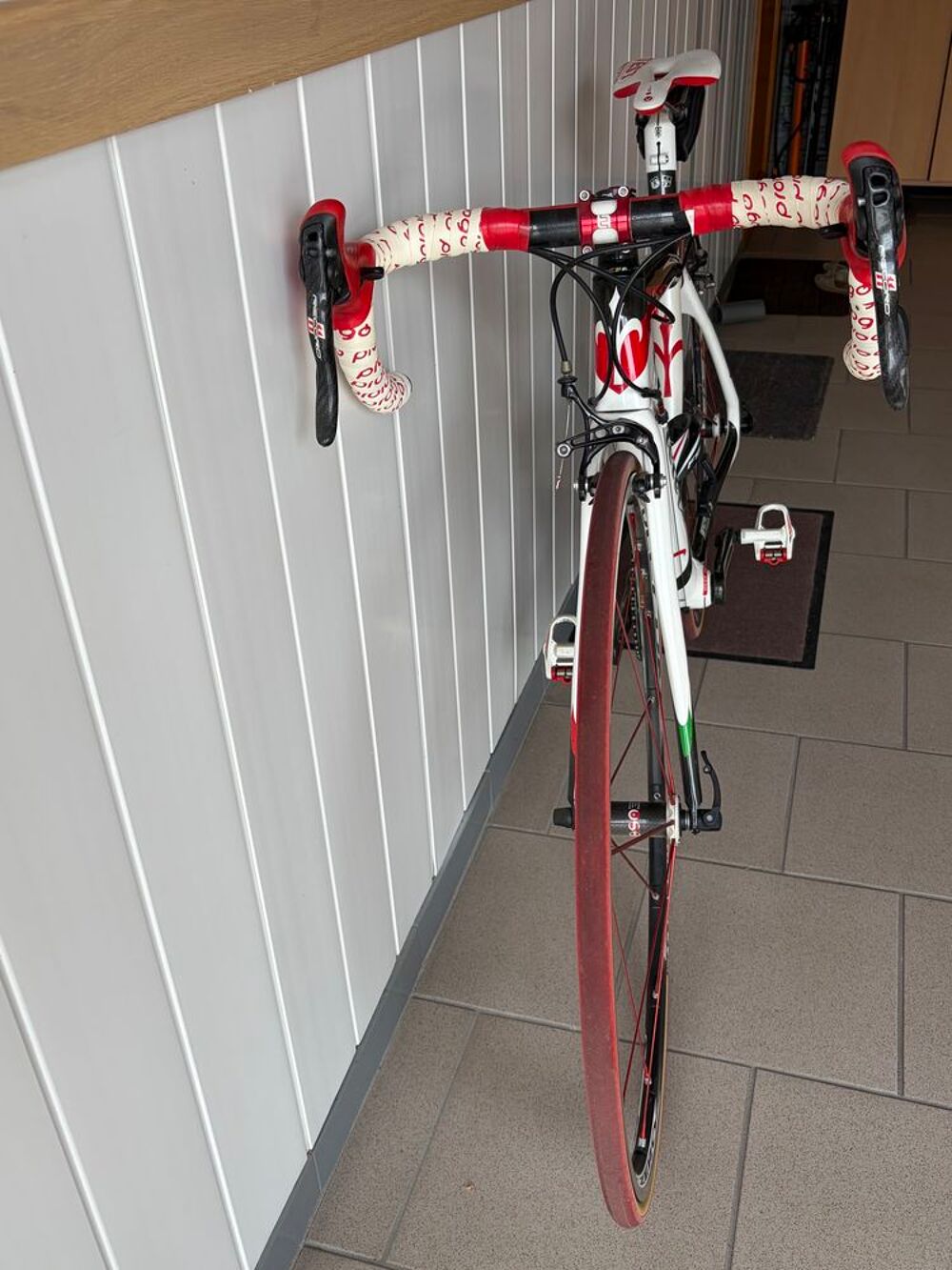 V&eacute;lo course carbone Wilier Vélos
