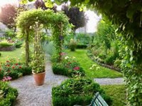   Jardinier expérimenté dans les espaces verts 