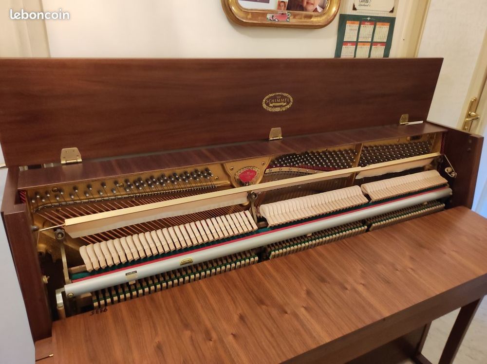 PIANO DROIT SCHIMMEL Instruments de musique