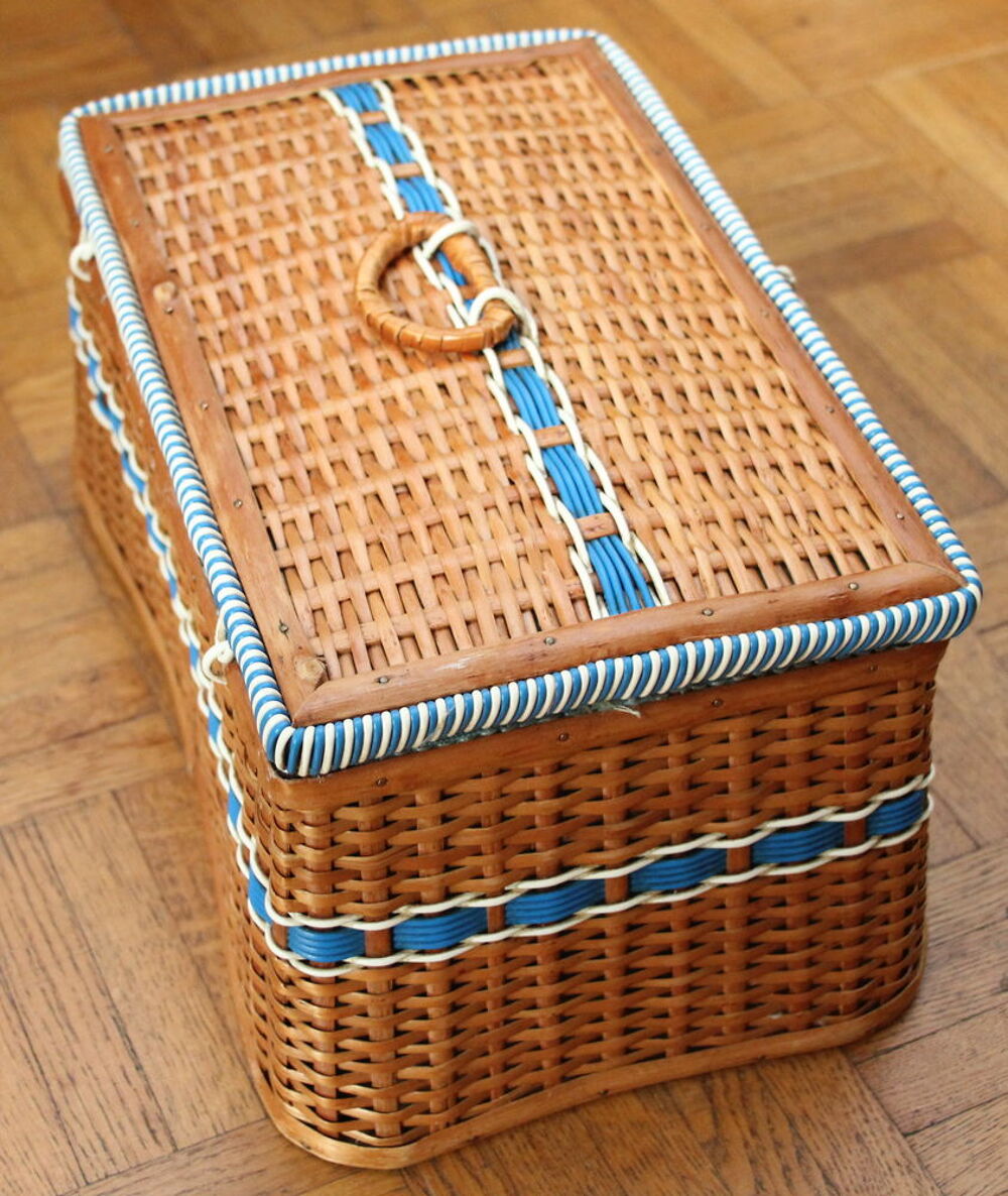 Panier, boite &agrave; couture osier et scoubidou 1950-60 Bricolage