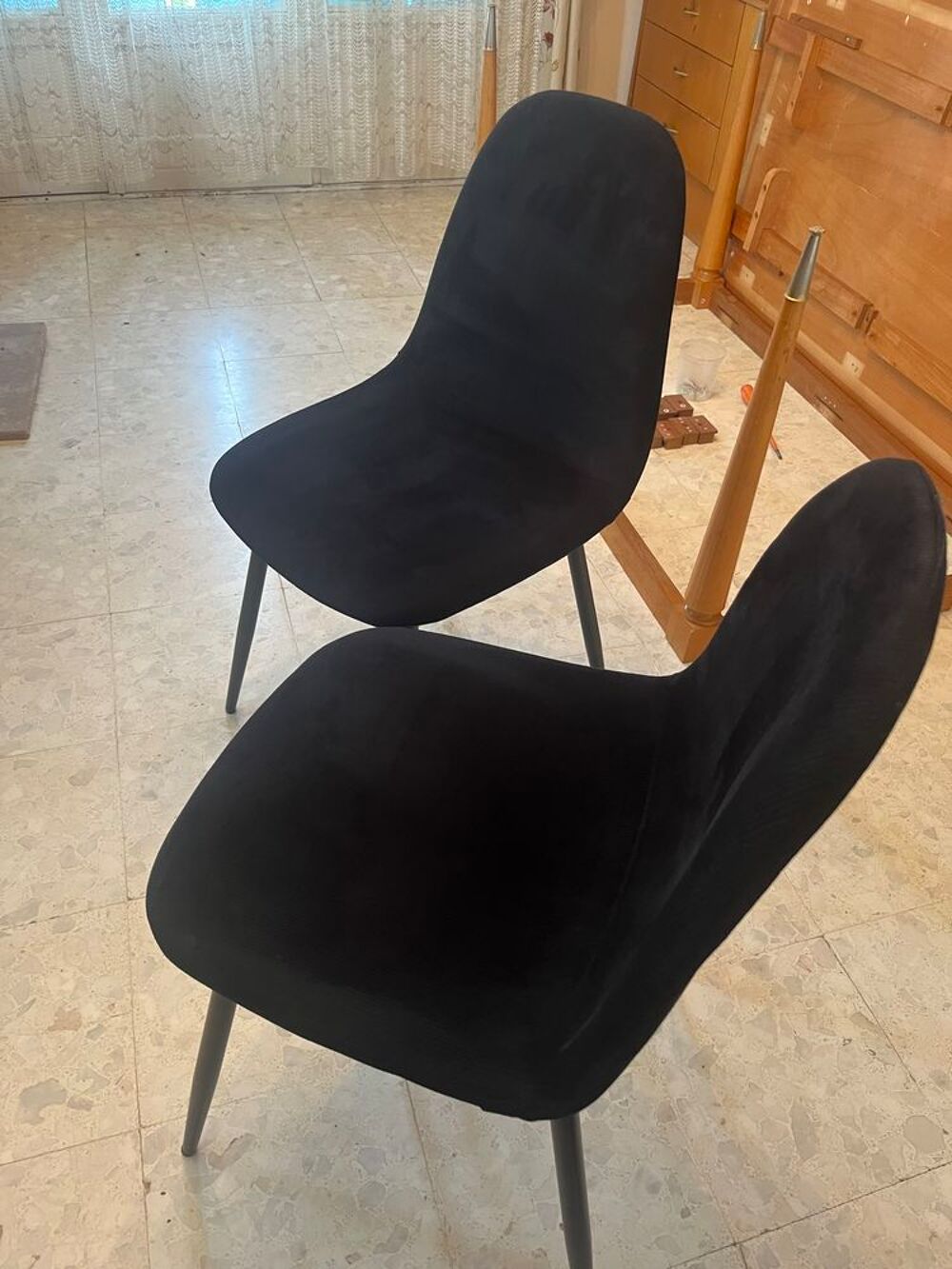 Chaises noires Meubles