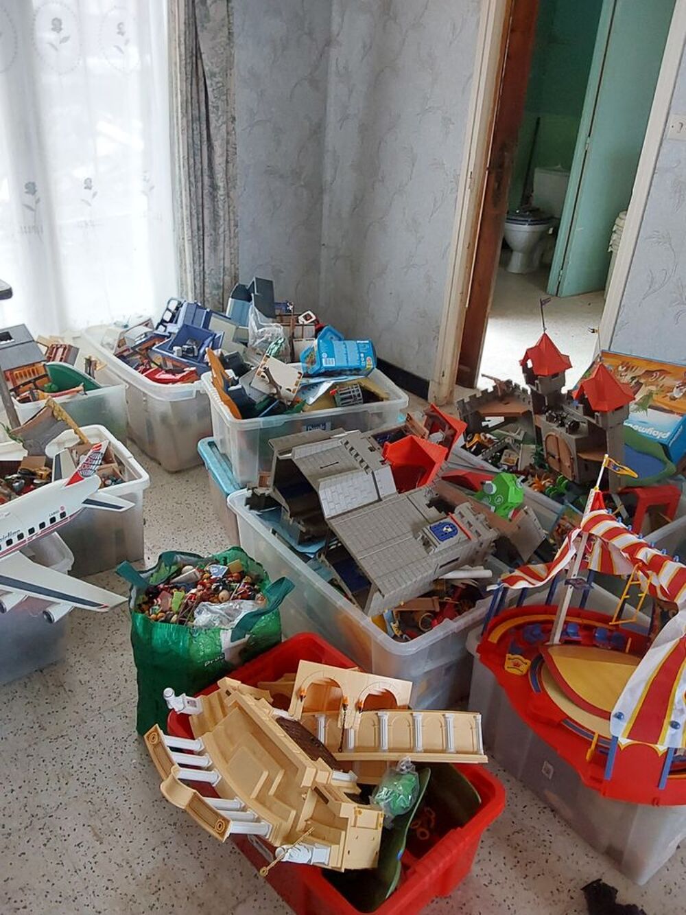 tr&egrave;s gros lots de playmobil Jeux / jouets