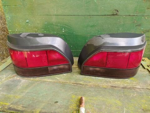 Feux arri�re Voiture Clio Renault Gauche et Droit 1990-1996 1 Loches (37)