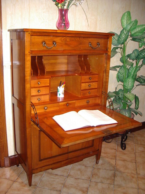 Secrtaire en Merisier 890 Chtellerault (86)