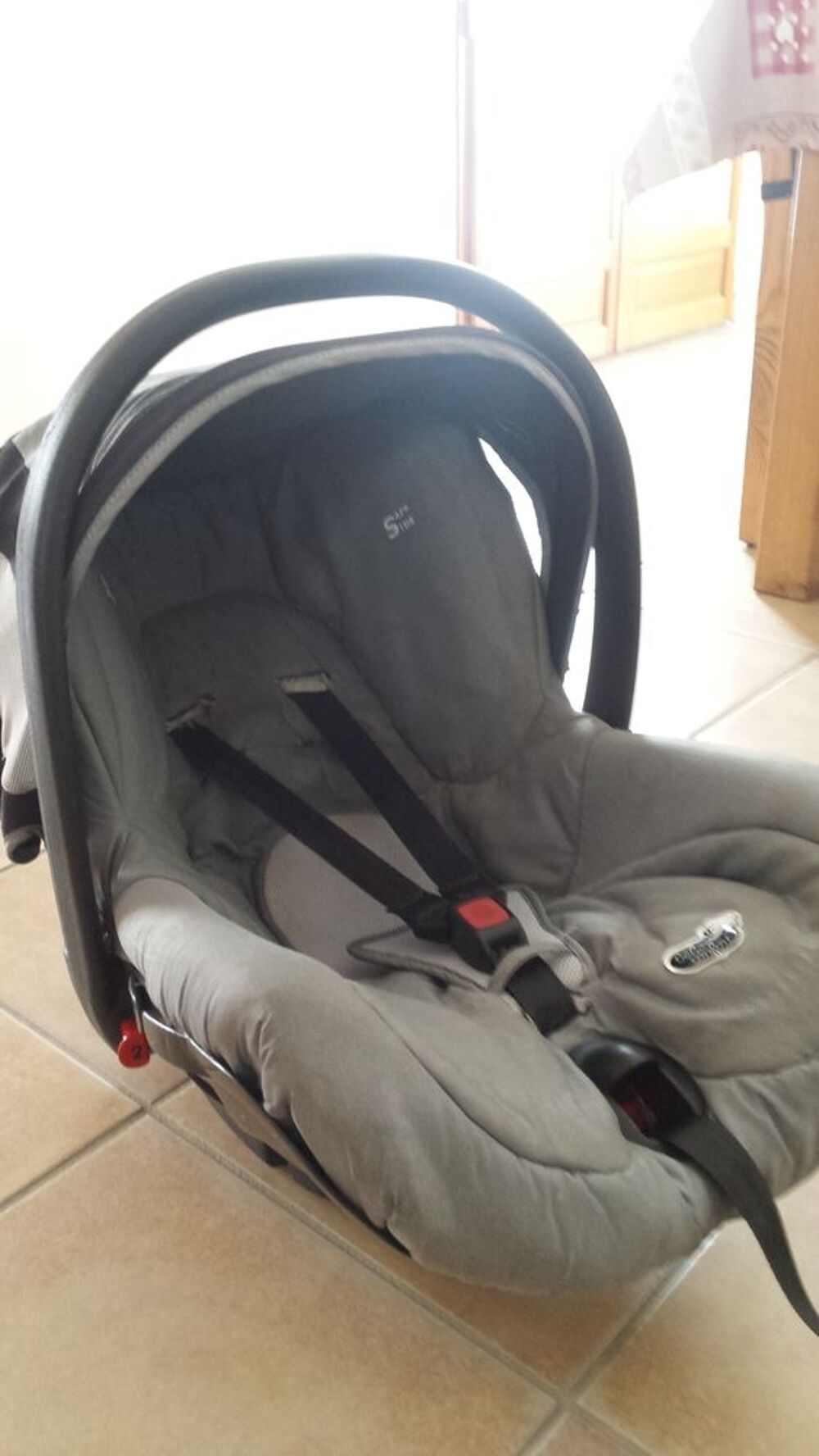Si&egrave;ge auto b&eacute;b&eacute; groupe O+ Puériculture