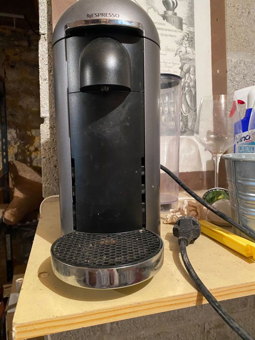 CAFETIERZE NESPRESSO A CAPSULE Electroménager