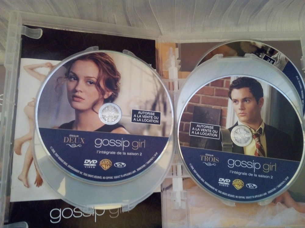 Coffret 7 DVD - Gossip Girl - Saison 2 DVD et blu-ray