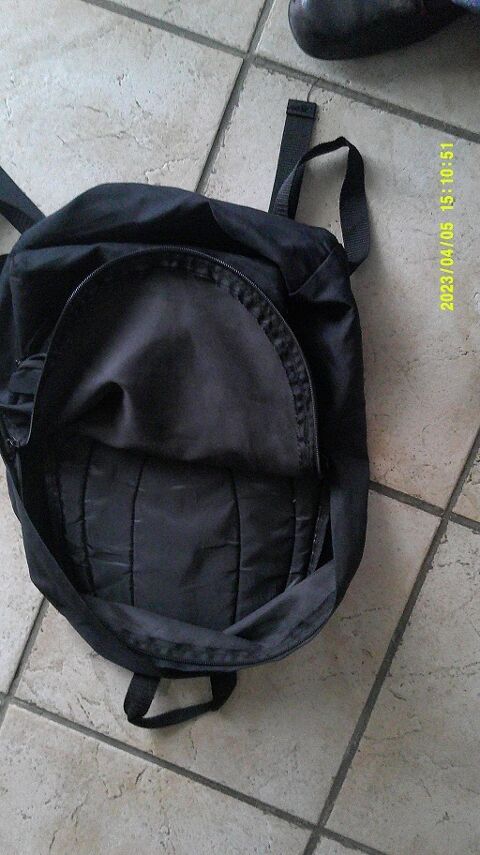 SAC A DOS MC KINLEY NEUF 15 Saint-Denis-en-Val (45)