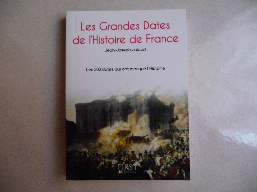2 guides PARIS Gratuit &amp; Grandes Dates Histoire France NEUFS Livres et BD