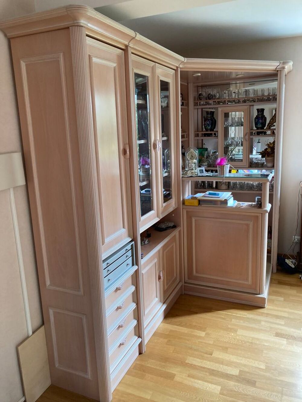 salle &agrave; manger meuble bar Meubles