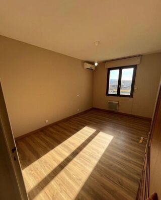  Appartement � vendre 3 pi�ces 73 m� Carpentras