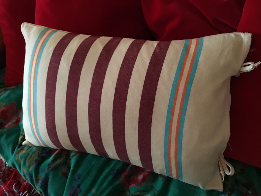 Housse de coussin en coton. D�coration
