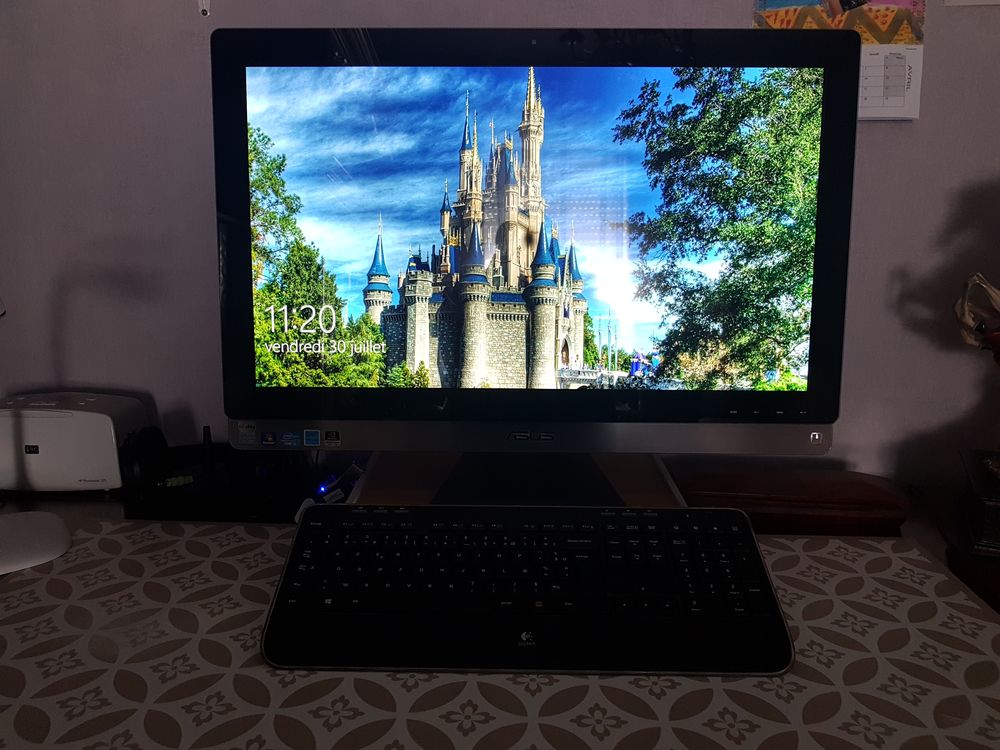 Ordinateur bureau ASUS Matériel informatique