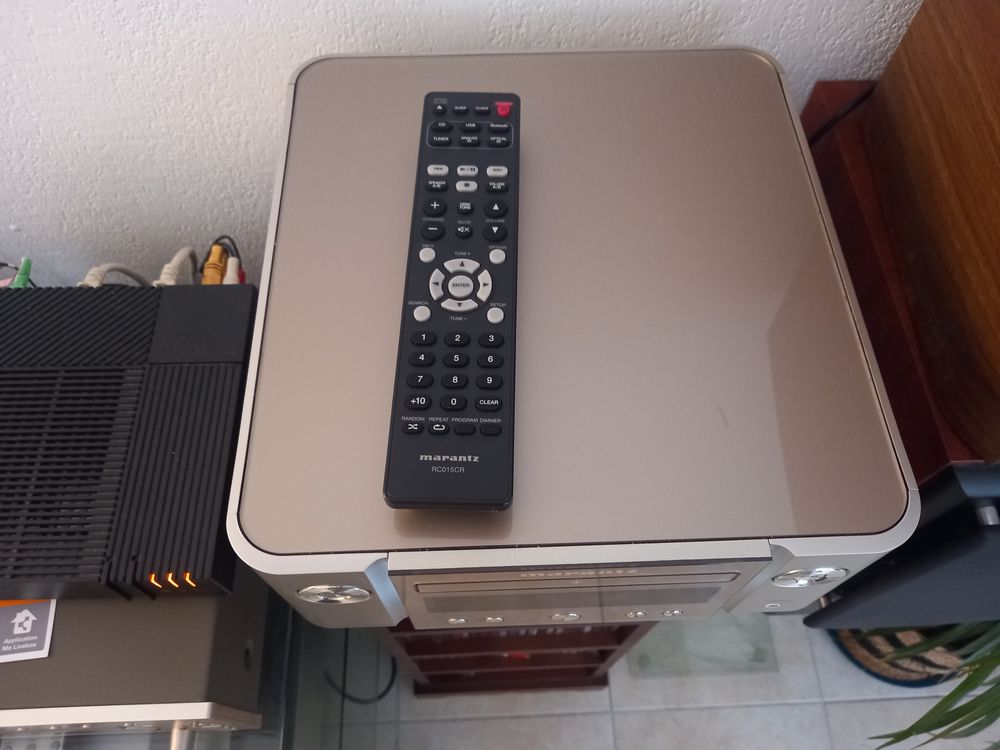 AV chaine HI FI tr&egrave;s peu servie Audio et hifi