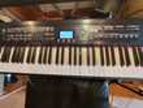 PIANO ROLAND RD 700 SX Instruments de musique
