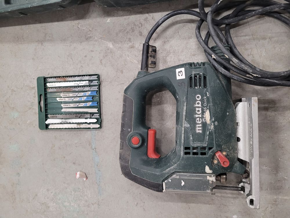 SCIE SAUTEUSE METABO STB 65 QUICK Bricolage