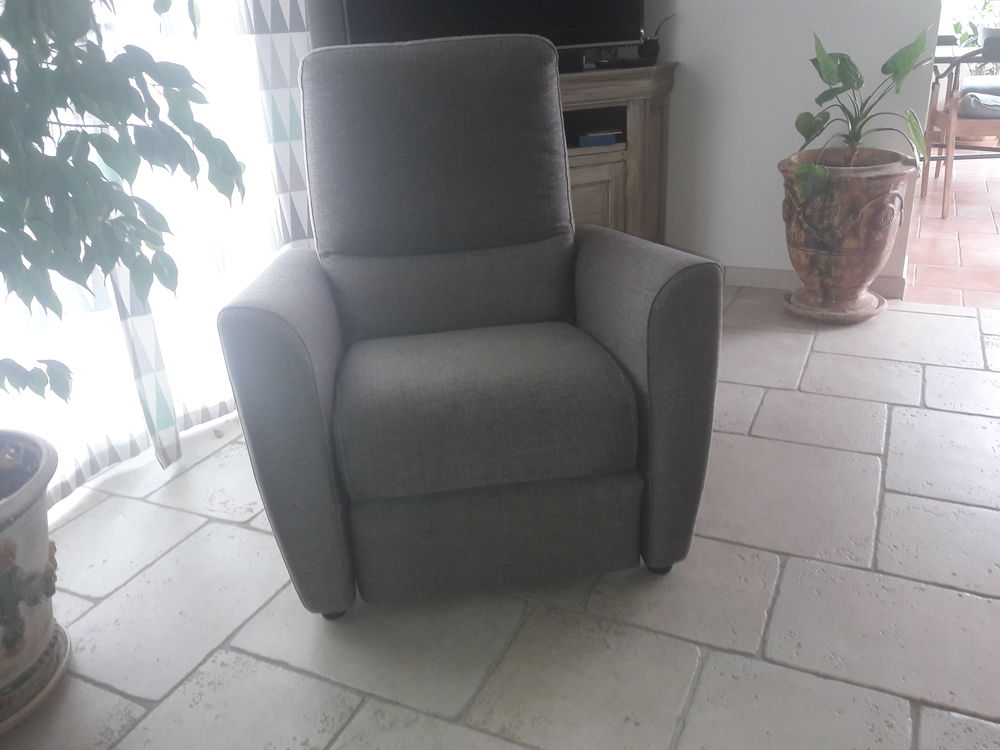 Fauteuil Poltron et Sofa Meubles
