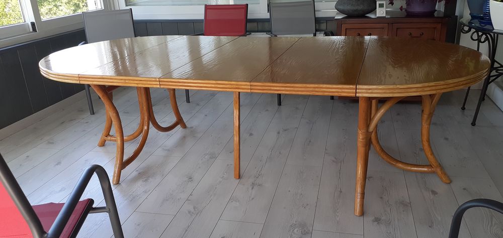 Table rotin 12 couverts Meubles