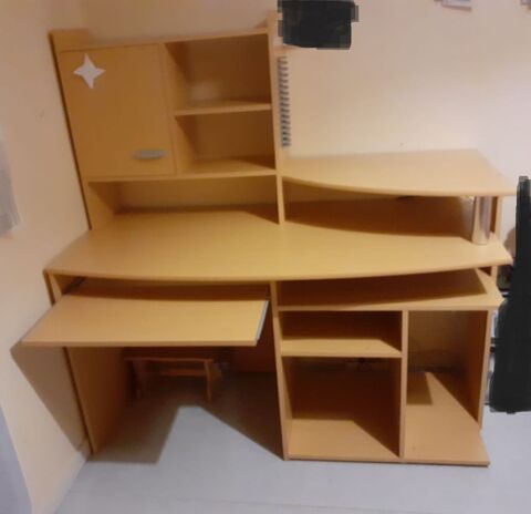 BUREAU Informatique 100 Sarcey (69)