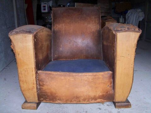 FAUTEUIL CLUB 1945/1950 pour restauration Saint-Amand-les-Eaux (59)