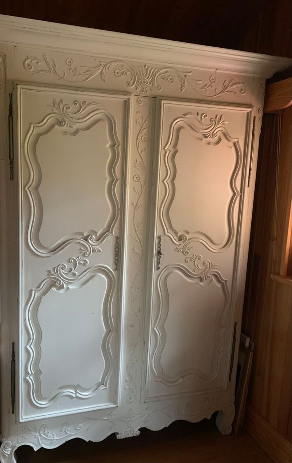 Armoire patin&eacute;e Meubles