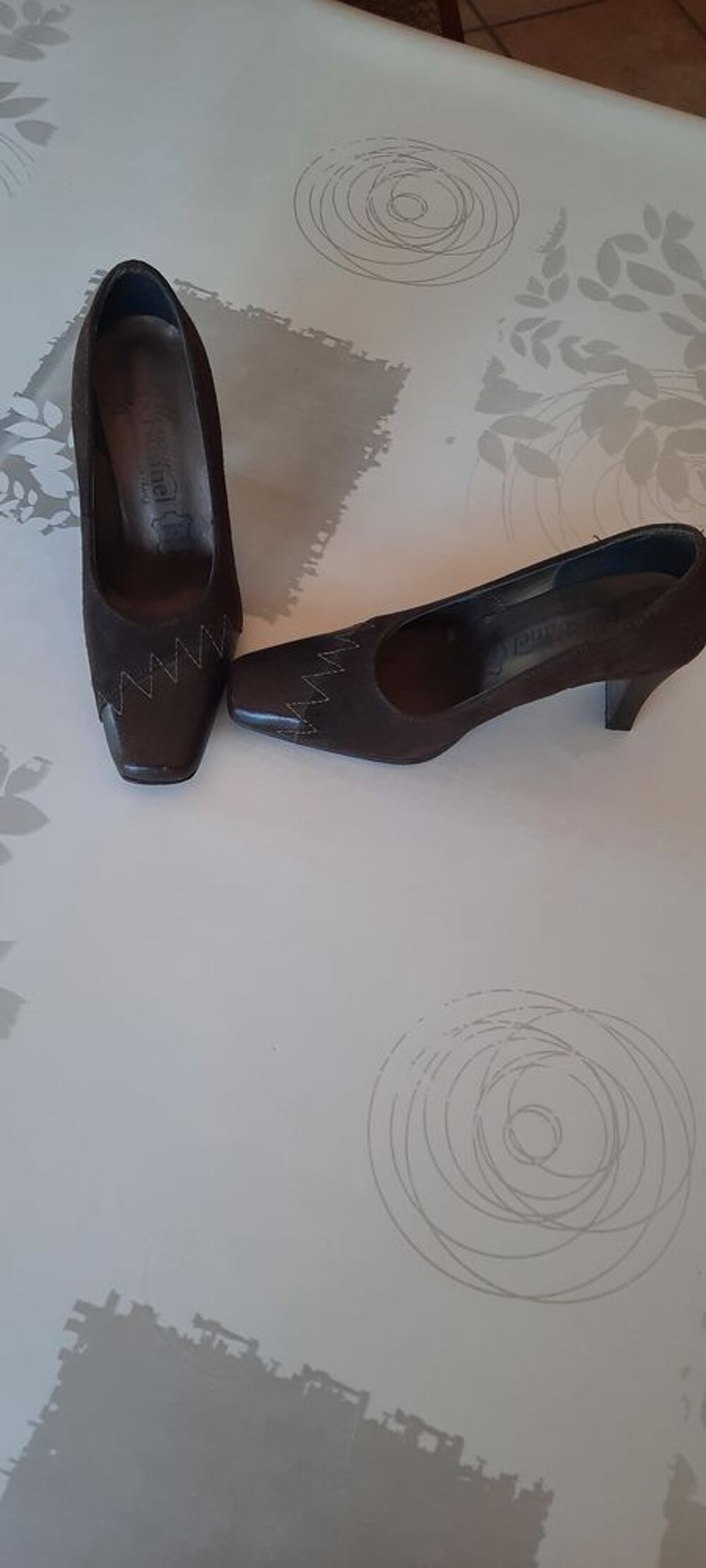 CHAUSSURES A TALON Chaussures