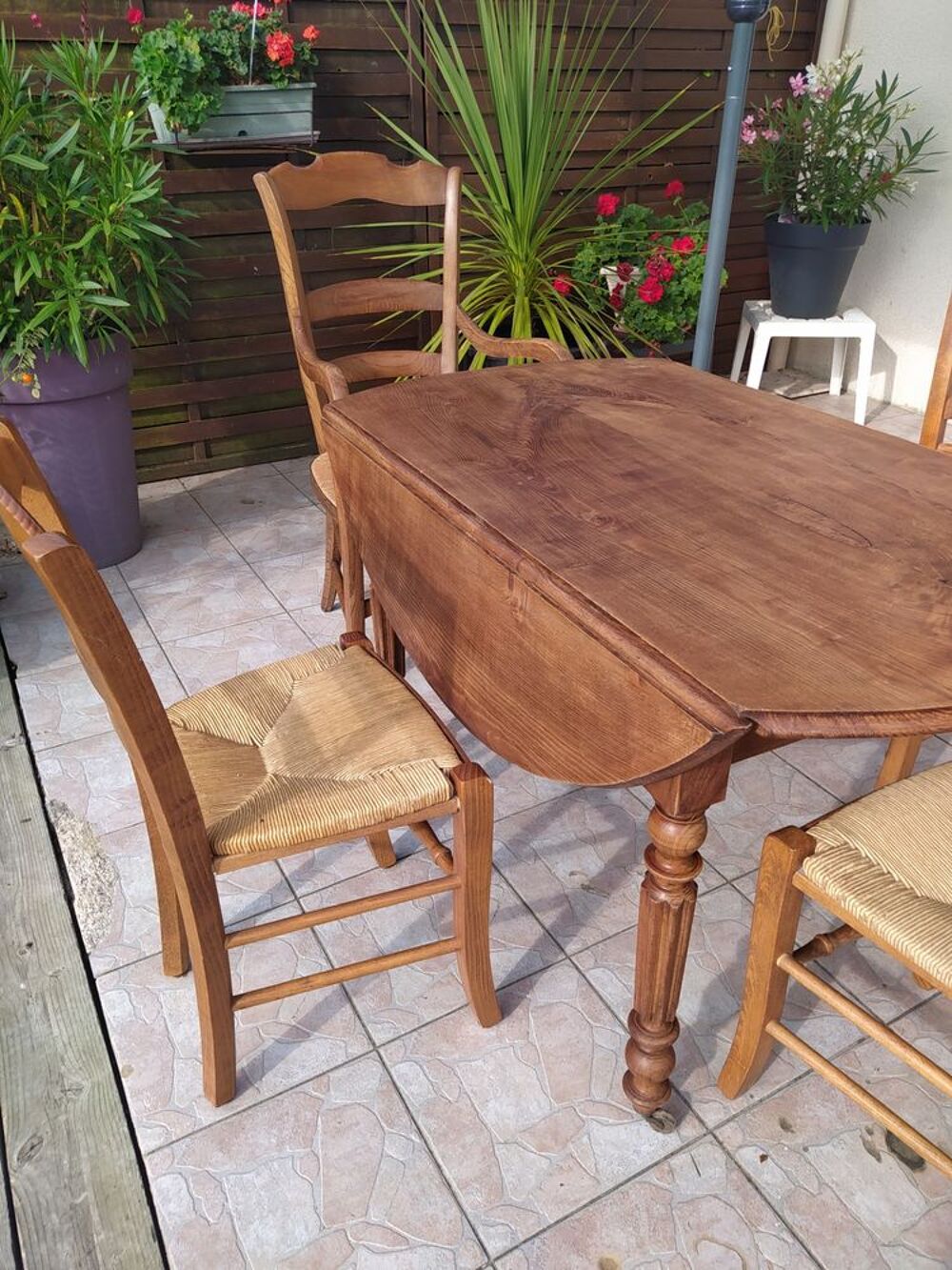 Table et Chaises Meubles