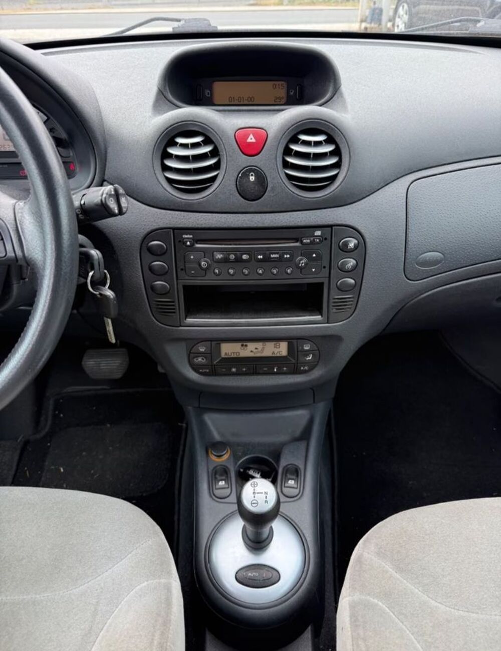 C3 1.4 HDi Exclusive Sensodrive 2004 occasion 20260 Calvi