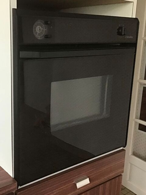 Four �lectrique encastable Scholtes 15 Pornic (44)