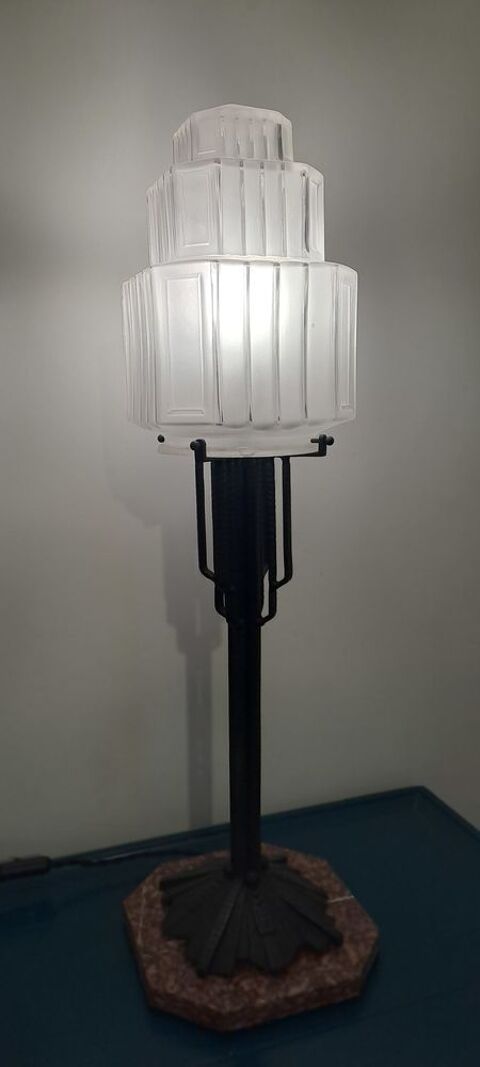 Très belle lampe art déco Rueil-la-Gadelière (28)