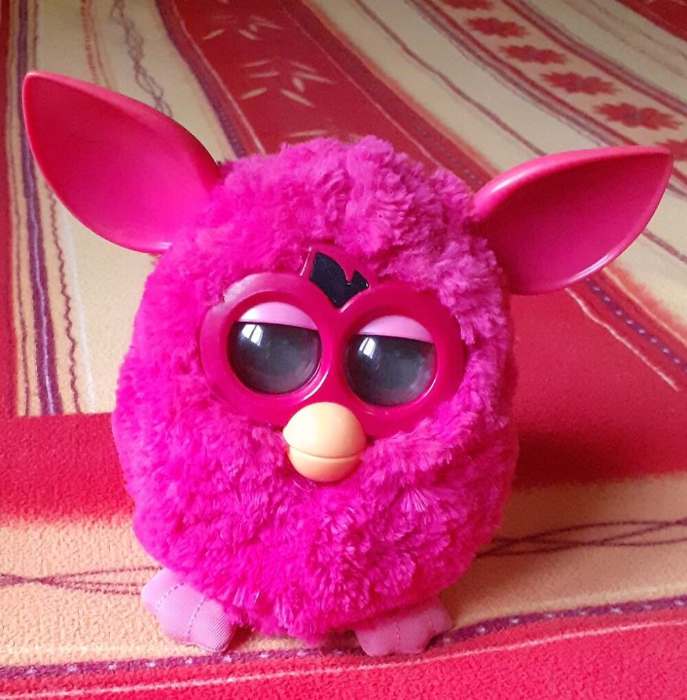FURBY interactifs (&agrave; l'unit&eacute; o&ugrave; par lots de deux) Jeux / jouets