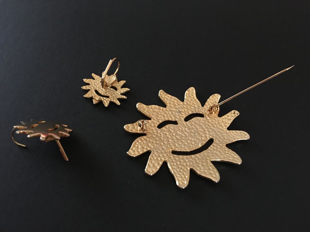 Ensemble SOLEIL broche et boucles d'oreilles Bijoux et montres