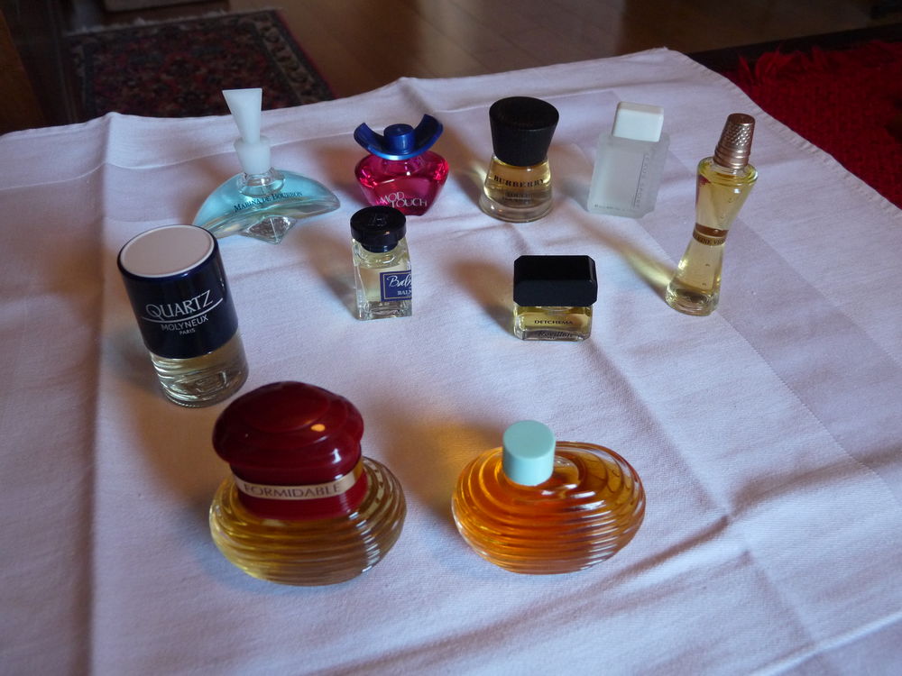 Flacons de parfums miniatures 