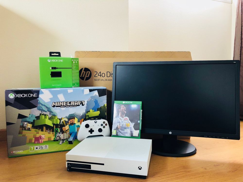 Pack Xbox one 500Go + ecran ordinateur HP Consoles et jeux vidéos