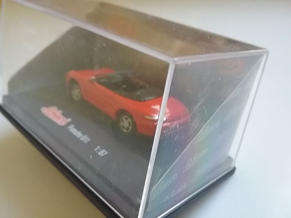 Porsche 911 SCHUCO &eacute;dition m&eacute;tal GTi75 
Jeux / jouets