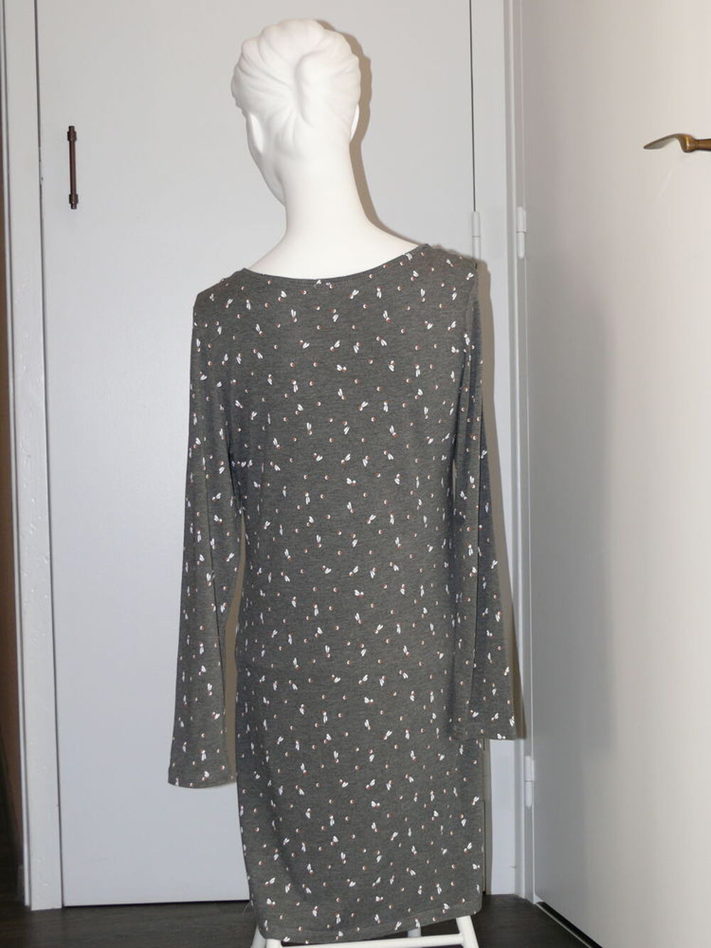 2 chemises de nuit "GEMO" Vêtements